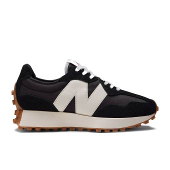 New Balance Women's 327 en noir avec blanc et rouge minéral