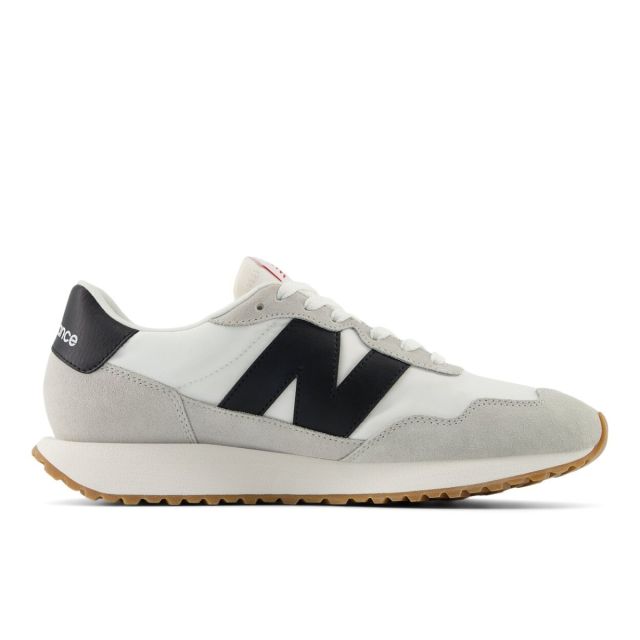 New balance - 300 - baskets en daim avec clearance bordure couleur cuivre - blanc