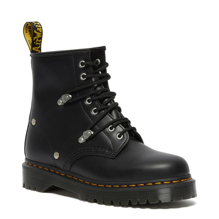 Dr. Martens 1460 Bottes Bex a lacets en cuir cloute en Noir NEON Canada